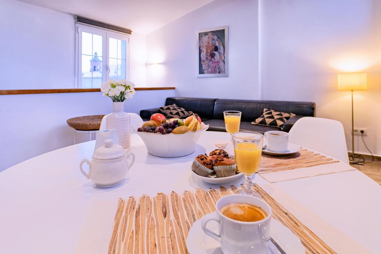 -malagasunapts-private Terrace Penthouse Lägenhet